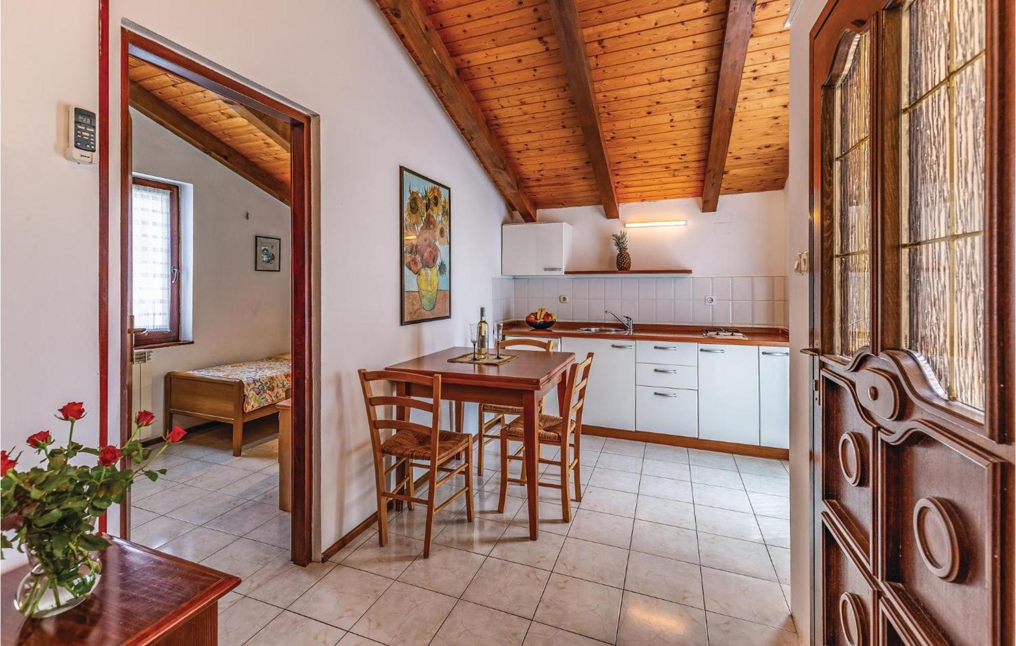 Apartment In With Wifi Poreč